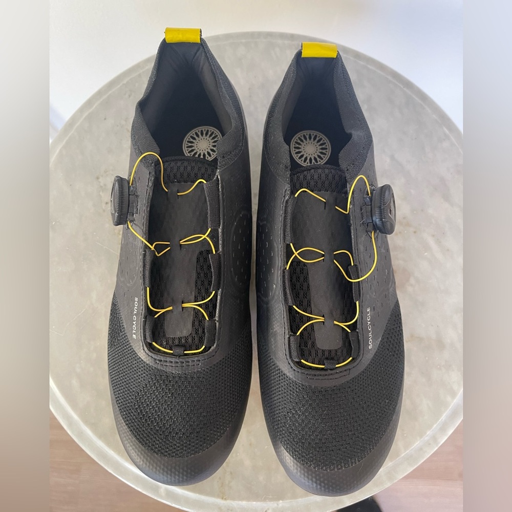SoulCycle cycling shoes 39